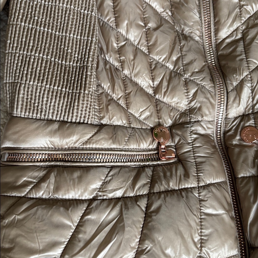 Bernardo Pearlized Primaloft Packable Jacket - image 5